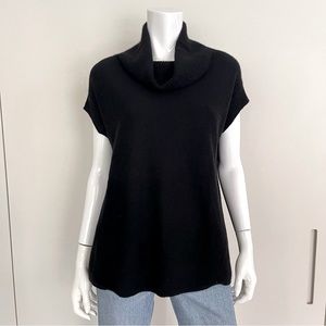 VINCE Short Sleeve Turtleneck Cashmere Sweater in Black